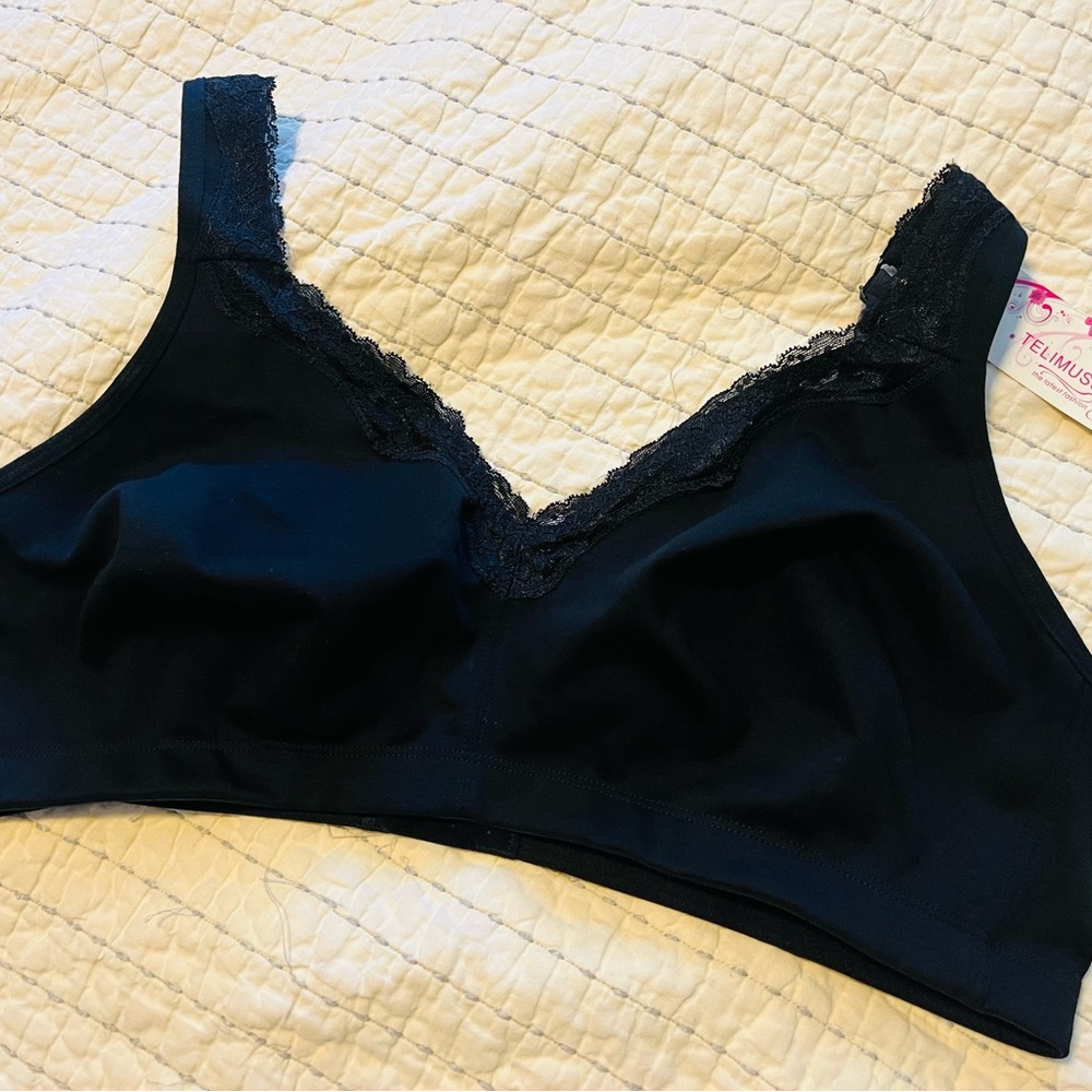 Black Wireless Bra